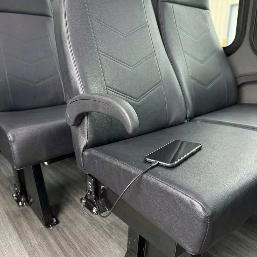 adelanto 15 passenger minibus usb charging