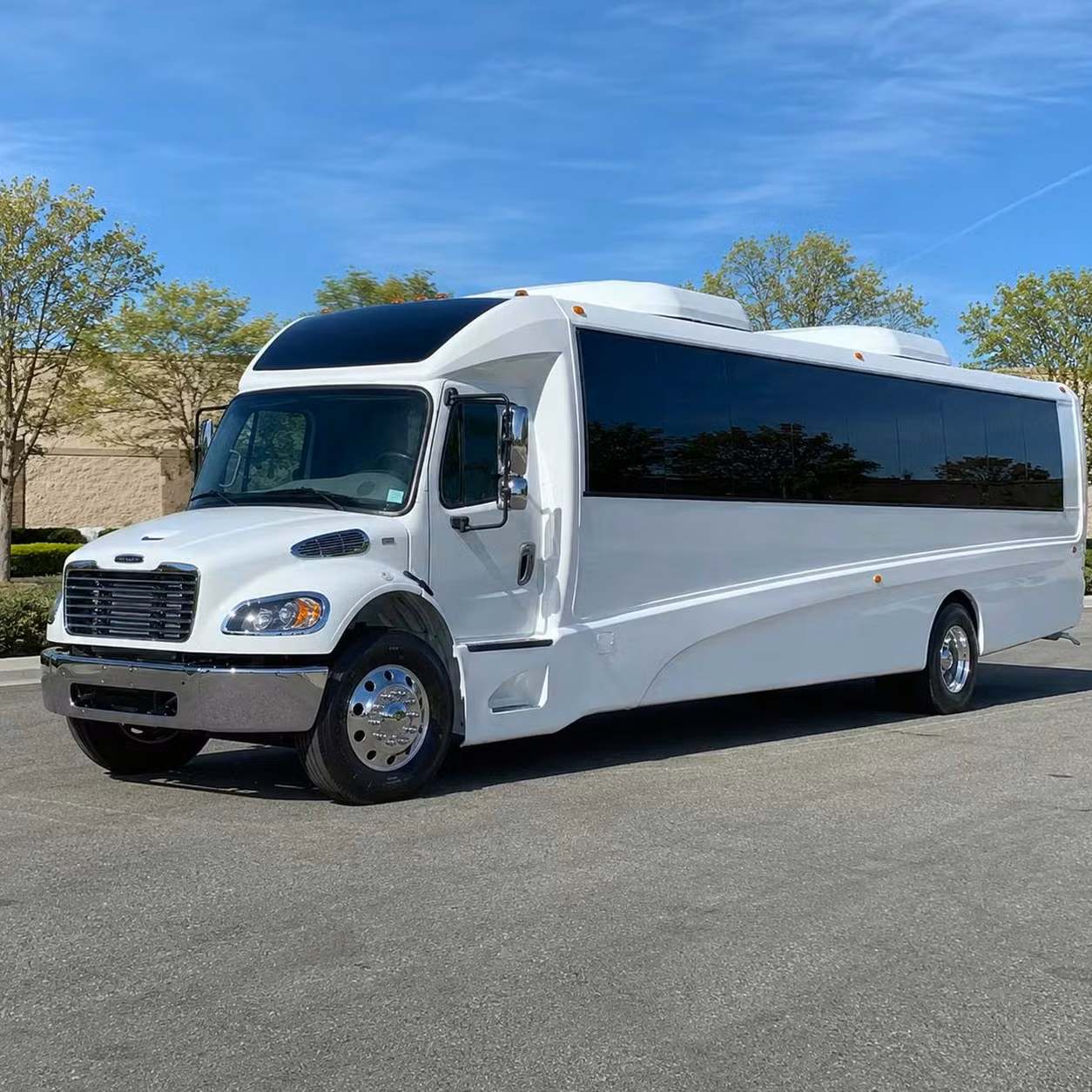 adelanto 28 passenger minibus rental
