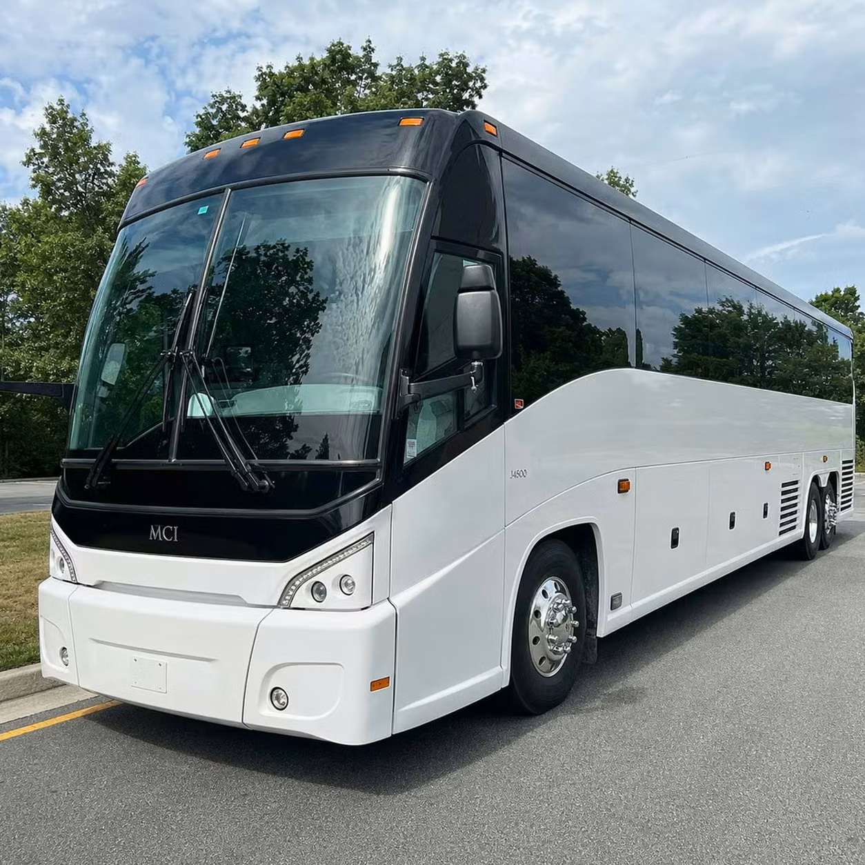 adelanto bus rentals for special events and concerts