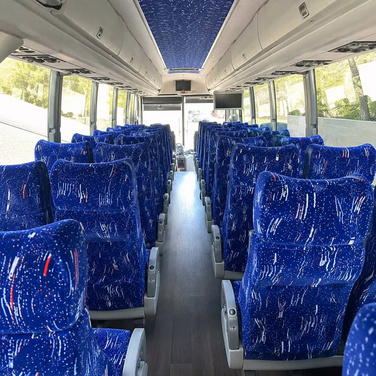 adelanto charter bus interior 3
