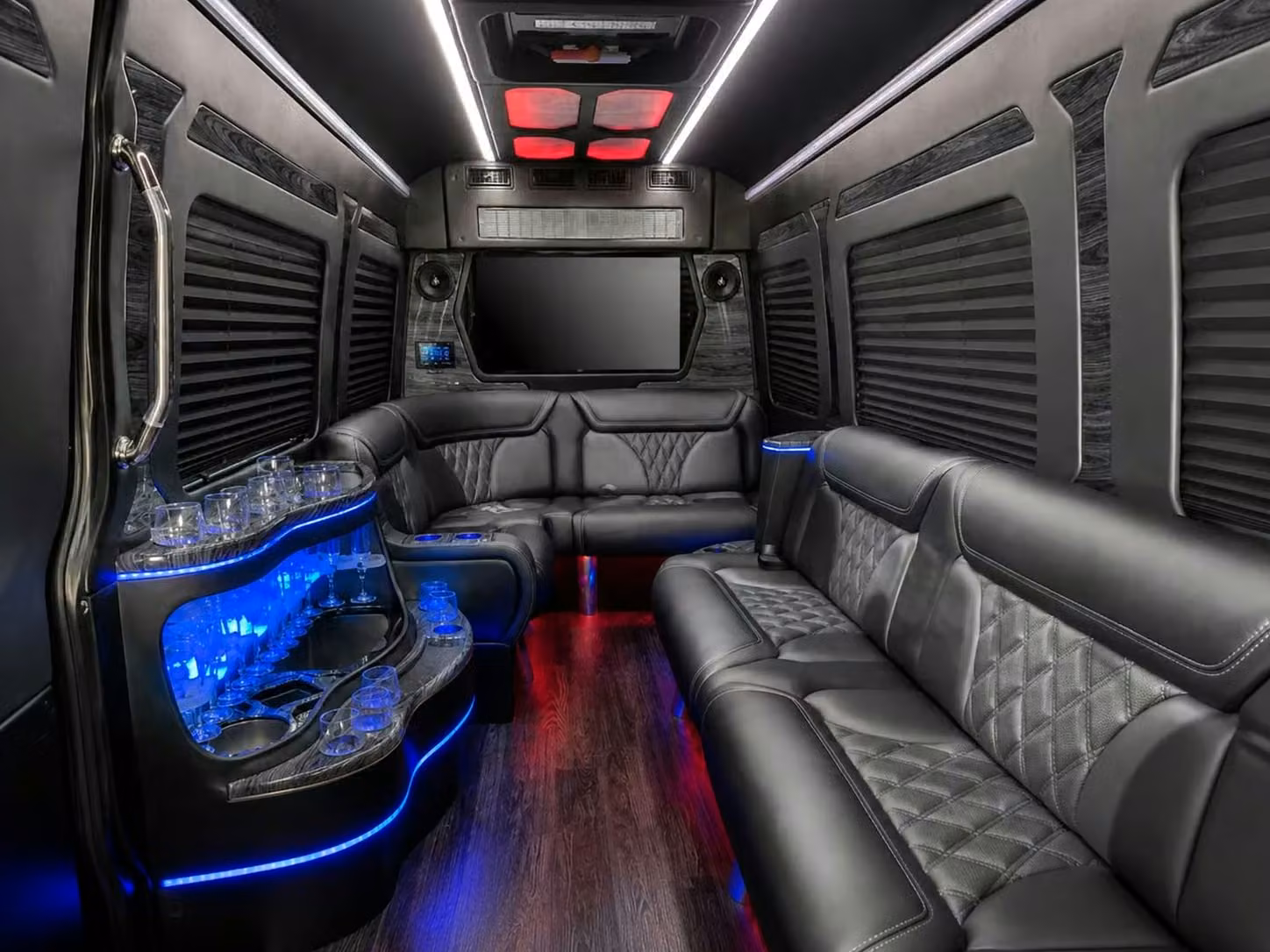 adelanto long distance adelanto buses with wifi power outlets and reclining seats