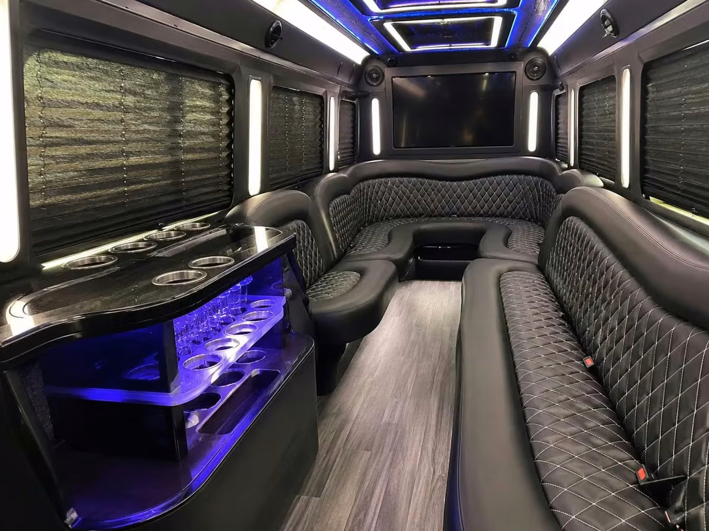 adelanto party bus bar area