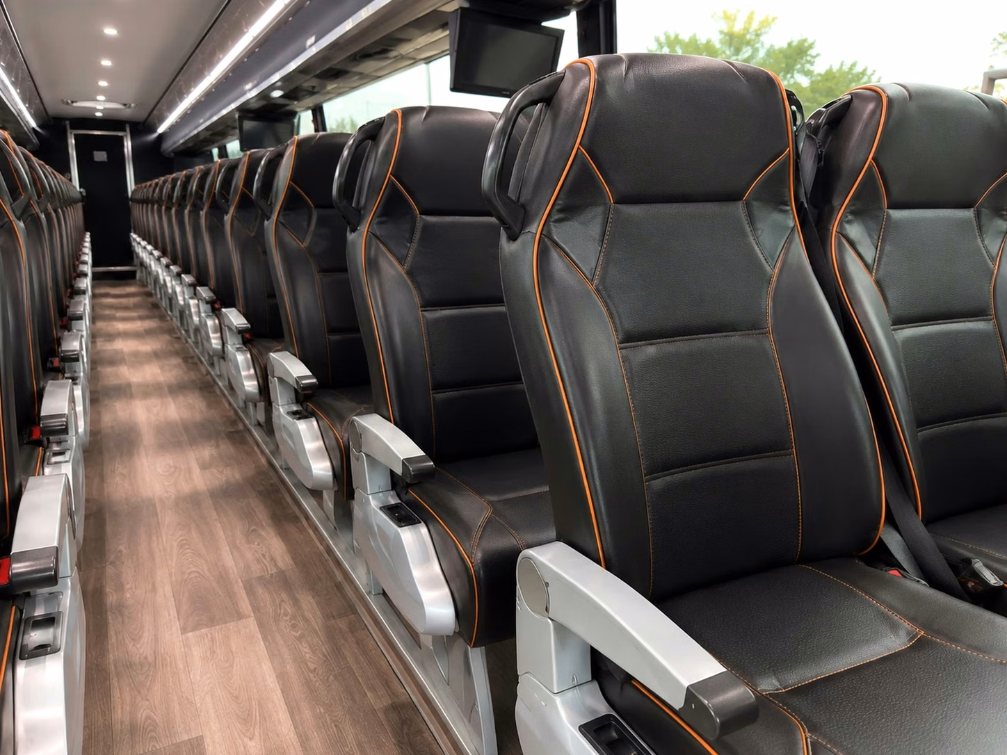 adelanto rent shuttle buses for your wedding in adelanto